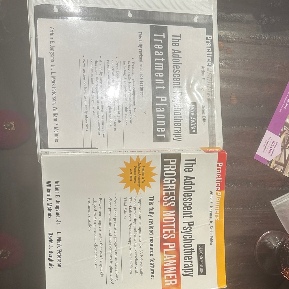 Practice Planners The Adolescent Psychotherapy Progress Notes Planner - White